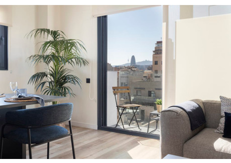 Mieszkanie do wynajęcia - Carrer de la Jonquera Barcelona, Hiszpania, 74 m², 2686 USD (10 987 PLN), NET-101917924