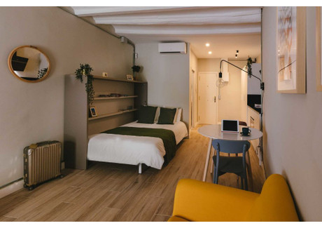Mieszkanie do wynajęcia - Carrer de Freixures Barcelona, Hiszpania, 30 m², 1881 USD (7579 PLN), NET-95539666
