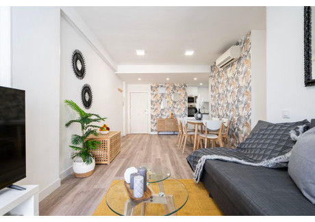 Mieszkanie do wynajęcia - Calle de Cebreros Madrid, Hiszpania, 83 m², 2567 USD (10 344 PLN), NET-95765998