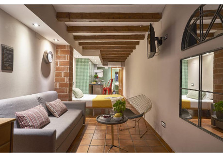 Mieszkanie do wynajęcia - Carrer de Guàrdia Barcelona, Hiszpania, 20 m², 1733 USD (6985 PLN), NET-96149044