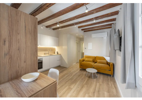 Mieszkanie do wynajęcia - Carrer de la Ciutat Barcelona, Hiszpania, 35 m², 1949 USD (8090 PLN), NET-97852598