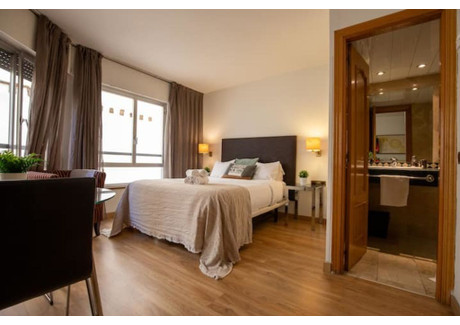 Mieszkanie do wynajęcia - Calle de Leganitos Madrid, Hiszpania, 35 m², 2326 USD (9211 PLN), NET-98252620