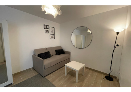 Mieszkanie do wynajęcia - Rue des Dames Paris, Francja, 17 m², 2159 USD (8290 PLN), NET-90022621