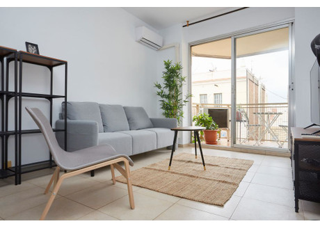 Mieszkanie do wynajęcia - Carrer Gran de Gràcia Barcelona, Hiszpania, 70 m², 2613 USD (10 530 PLN), NET-92702025