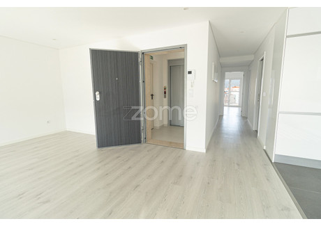 Mieszkanie na sprzedaż - Seixal, Portugalia, 63 m², 311 632 USD (1 193 551 PLN), NET-98041592