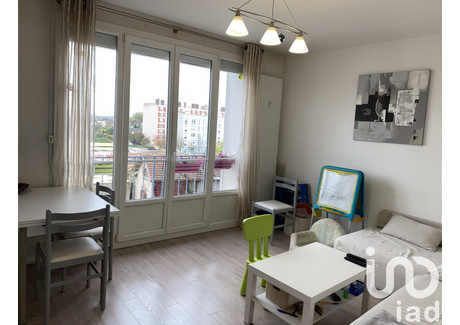 Mieszkanie na sprzedaż - Troyes, Francja, 57 m², 65 454 USD (268 361 PLN), NET-101711537