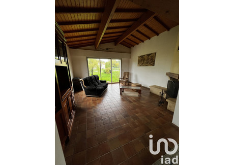 Dom na sprzedaż - Bellevigne-En-Layon, Francja, 103 m², 204 456 USD (819 870 PLN), NET-101777273