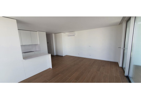 Mieszkanie na sprzedaż - Leiria, São Martinho Do Porto, Portugalia, 68 m², 545 233 USD (2 110 050 PLN), NET-90151562