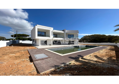 Dom na sprzedaż - Algarve, Albufeira, Portugalia, 228 m², 1 731 055 USD (6 664 561 PLN), NET-90455175