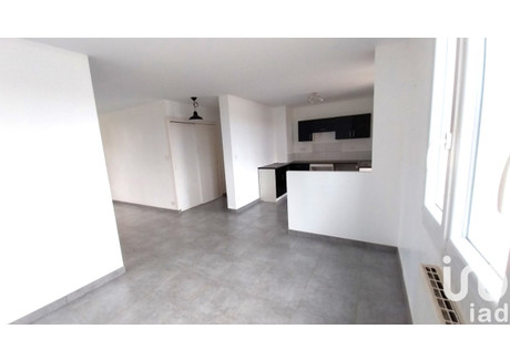 Mieszkanie na sprzedaż - Roanne, Francja, 66 m², 76 080 USD (315 732 PLN), NET-102190198