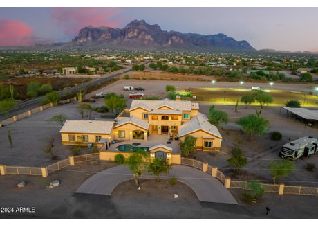 Dom na sprzedaż - 1527 N WICKIUP Road Apache Junction, Usa, 420,39 m², 3 250 000 USD (13 227 500 PLN), NET-101297280