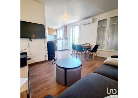 Mieszkanie na sprzedaż - Carpentras, Francja, 42 m², 115 011 USD (470 395 PLN), NET-99072360