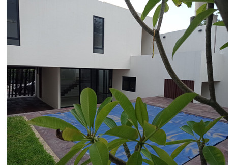 Dom na sprzedaż - Fresnos Cuernavaca, Meksyk, 179 m², 247 076 USD (1 010 542 PLN), NET-92750594