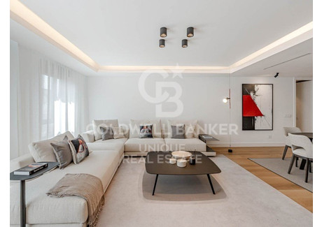 Dom na sprzedaż - Madrid, Madrid, Barrio de Salamanca, Castellana Madrid, Madrid, Barrio Madrid, Hiszpania, 232,91 m², 2 649 885 USD (10 864 528 PLN), NET-101313029