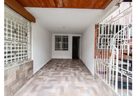 Dom na sprzedaż - Cl. 52 #3-37, Comuna 5, Cali, Valle del Cauca, Colombia Cali, Kolumbia, 122 m², 61 952 USD (242 852 PLN), NET-94748136