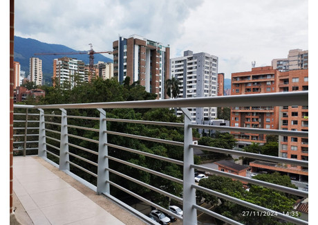 Mieszkanie na sprzedaż - Cra. 42 #14-90, El Poblado, Medellín, El Poblado, Medellín, Antioquia, Medellín, Kolumbia, 80 m², 148 563 USD (609 109 PLN), NET-102575209