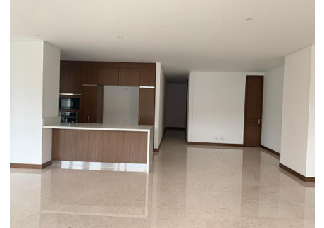 Mieszkanie na sprzedaż - Carrera 1 OESTE/OCCIDENTE # 11 - 77 Edificio Samán Del río Piso Marcali Járás, Kolumbia, 250 m², 367 543 USD (1 506 927 PLN), NET-102888332