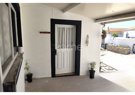 Dom na sprzedaż - Lourinha, Portugalia, 60 m², 246 442 USD (970 982 PLN), NET-97695198