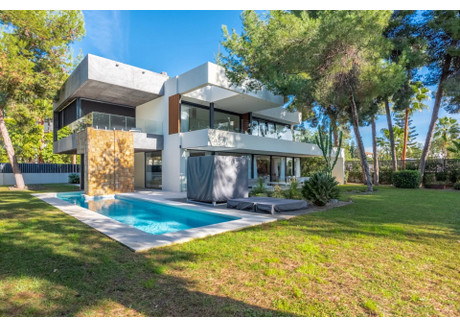 Dom na sprzedaż - Marbella, Hiszpania, 437 m², 4 158 894 USD (16 510 807 PLN), NET-100553228