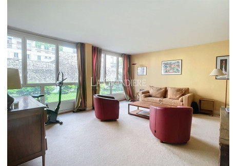 Mieszkanie na sprzedaż - Paris, Francja, 66 m², 609 334 USD (2 492 175 PLN), NET-97761502