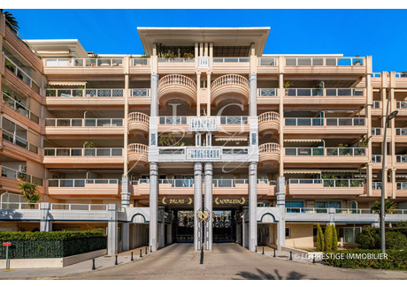 Mieszkanie na sprzedaż - Golfe-Juan, Francja, 49,49 m², 615 839 USD (2 518 780 PLN), NET-97903125