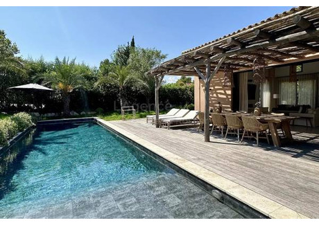 Dom na sprzedaż - Saint-Tropez, Francja, 1100 m², 6 784 041 USD (27 068 325 PLN), NET-95722113