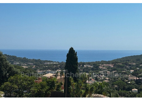 Dom na sprzedaż - Cavalaire-Sur-Mer, Francja, 220 m², 1 438 493 USD (5 523 811 PLN), NET-100315914