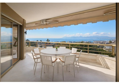 Mieszkanie na sprzedaż - Cannes, Francja, 130 m², 2 880 079 USD (11 779 523 PLN), NET-101723510