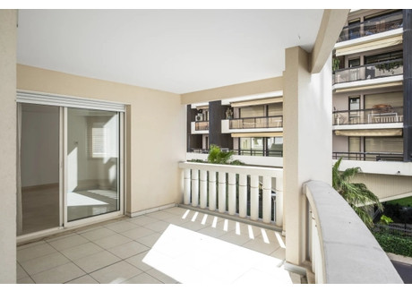 Mieszkanie na sprzedaż - Cannes, Francja, 81 m², 1 251 878 USD (5 095 143 PLN), NET-96958930