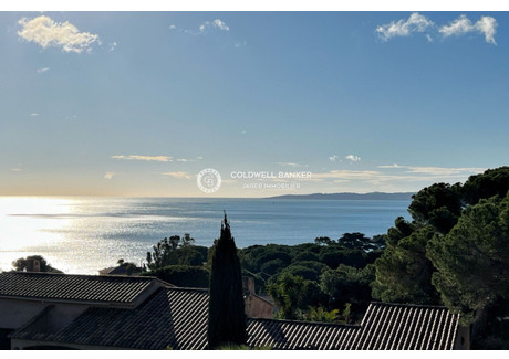 Mieszkanie na sprzedaż - Sainte-Maxime, Francja, 54 m², 577 075 USD (2 366 006 PLN), NET-102788780