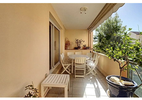 Mieszkanie na sprzedaż - Sainte-Maxime, Francja, 95 m², 589 986 USD (2 365 845 PLN), NET-101703160