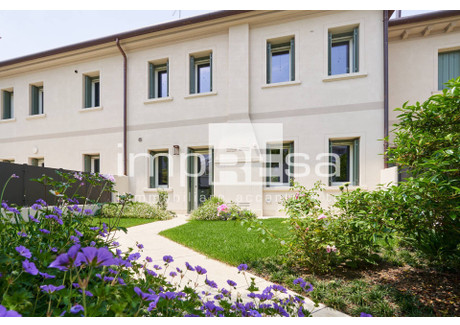 Dom na sprzedaż - Via Montello Treviso, Włochy, 220 m², 1 058 858 USD (4 076 605 PLN), NET-94922848