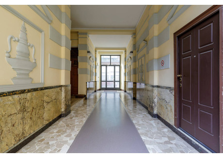 Mieszkanie na sprzedaż - via murat, Milano, Włochy, 60 m², 243 294 USD (995 071 PLN), NET-100219675