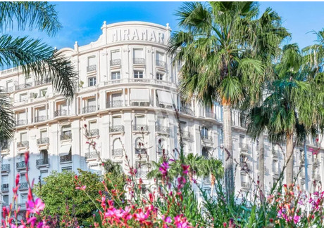 Mieszkanie na sprzedaż - Cannes, Francja, 97 m², 2 248 799 USD (9 197 586 PLN), NET-101909392