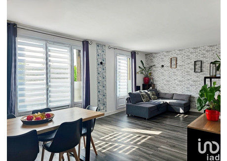 Mieszkanie na sprzedaż - Brie-Comte-Robert, Francja, 74 m², 181 983 USD (733 390 PLN), NET-97339132