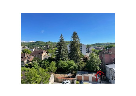 Mieszkanie na sprzedaż - Lons-Le-Saunier, Francja, 132 m², 174 956 USD (731 317 PLN), NET-101584736