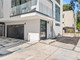 Dom na sprzedaż - 6508 N Contour Lane North Hollywood, Usa, 200,58 m², 970 000 USD (3 724 800 PLN), NET-100532405