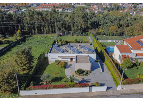 Dom na sprzedaż - Guimaraes, Portugalia, 480 m², 917 724 USD (3 762 666 PLN), NET-96947725