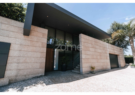 Dom na sprzedaż - Guimaraes, Portugalia, 497 m², 784 910 USD (3 280 926 PLN), NET-99040900