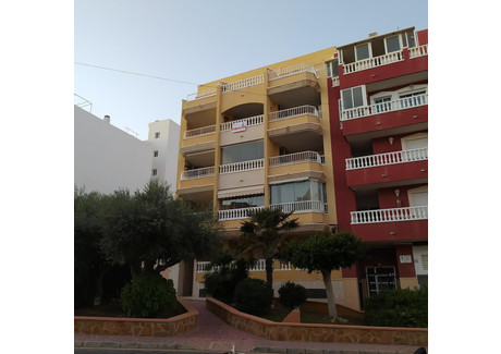 Mieszkanie na sprzedaż - Torrevieja, Hiszpania, 105 m², 183 872 USD (752 036 PLN), NET-101395455