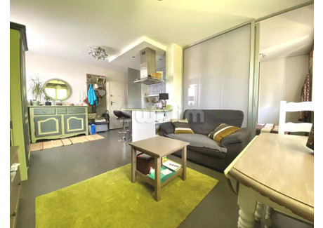 Mieszkanie na sprzedaż - Gex, Francja, 37 m², 246 640 USD (993 958 PLN), NET-98075198