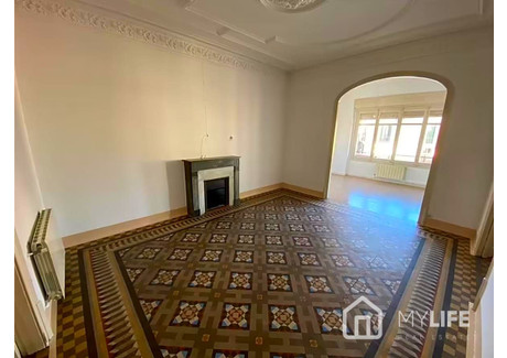 Mieszkanie na sprzedaż - Barcelona, Hiszpania, 214 m², 1 408 348 USD (5 675 644 PLN), NET-96462403