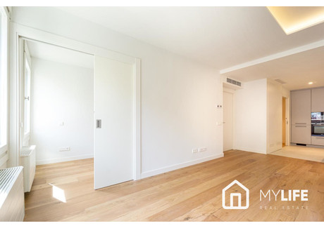 Mieszkanie na sprzedaż - Barcelona, Hiszpania, 98 m², 746 375 USD (2 940 719 PLN), NET-96462451