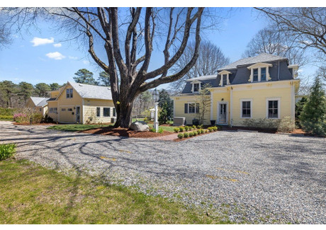 Dom na sprzedaż - 472 & 474 Davisville Rd Falmouth, Usa, 380,9 m², 1 975 000 USD (7 564 250 PLN), NET-98623741