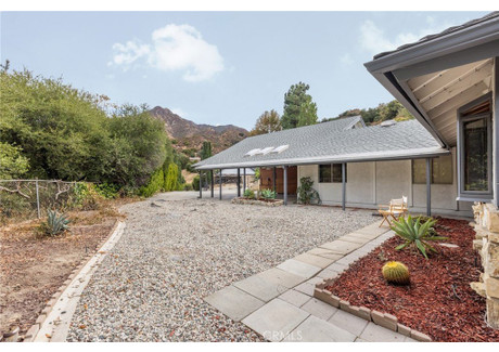 Dom na sprzedaż - 11419 Caern Avenue Tujunga, Usa, 232,54 m², 1 399 500 USD (5 737 950 PLN), NET-101332007