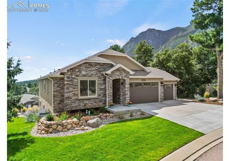 Dom na sprzedaż - 561 Hidden Cottage Grove Colorado Springs, Usa, 277,32 m², 895 000 USD (3 499 450 PLN), NET-100824437