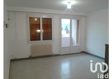 Mieszkanie do wynajęcia - Chauffailles, Francja, 68 m², 623 USD (2556 PLN), NET-102913206