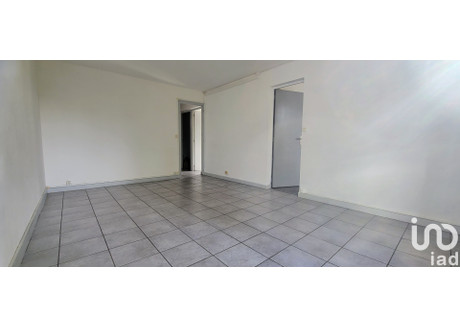 Mieszkanie na sprzedaż - Angouleme, Francja, 62 m², 86 711 USD (355 515 PLN), NET-100728721