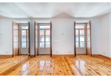 Mieszkanie na sprzedaż - Lisboa, Portugalia, 78 m², 550 484 USD (2 240 470 PLN), NET-99637344