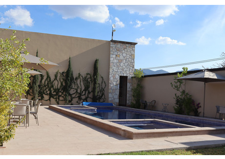 Dom na sprzedaż - KM 2. NE. NE CAMINO A ALCOCER KM 2. San Miguel De Allende, Meksyk, 316 m², 468 000 USD (1 918 800 PLN), NET-99258786